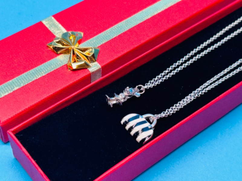 Photo 1 of 699218…2 fashion necklaces in gift box- Minnie Mouse and purse 