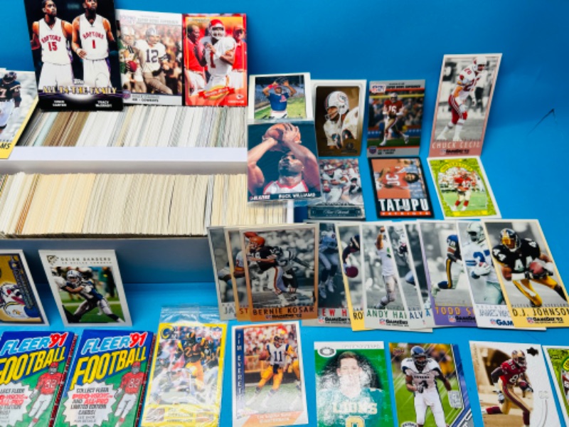 Photo 8 of 699233…1500+ mixed football and basketball trading cards in box