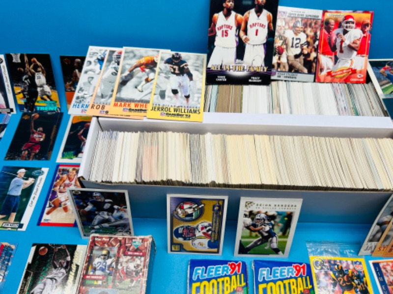 Photo 4 of 699233…1500+ mixed football and basketball trading cards in box