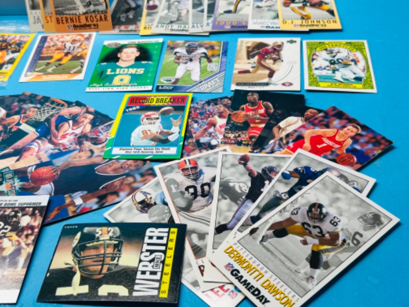Photo 1 of 699233…1500+ mixed football and basketball trading cards in box