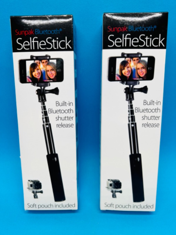 Photo 1 of 699269…2 selfie sticks