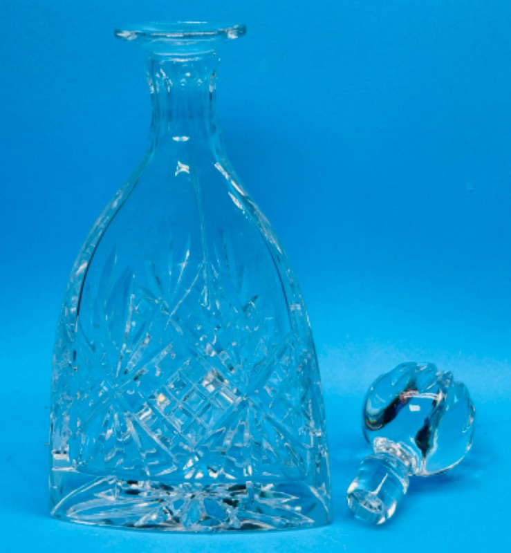 Photo 2 of 699347…heavy crystal decanter 