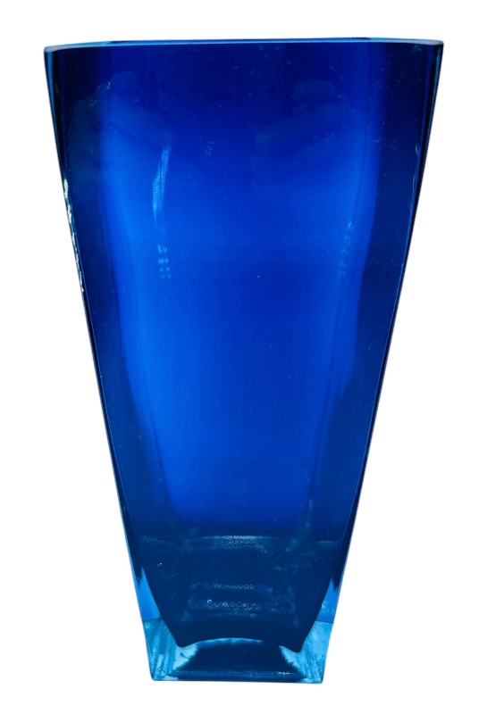 Photo 1 of 699361…12” glass vase