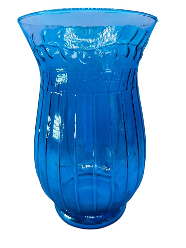 Photo 1 of 699366…10” glass decorative vase