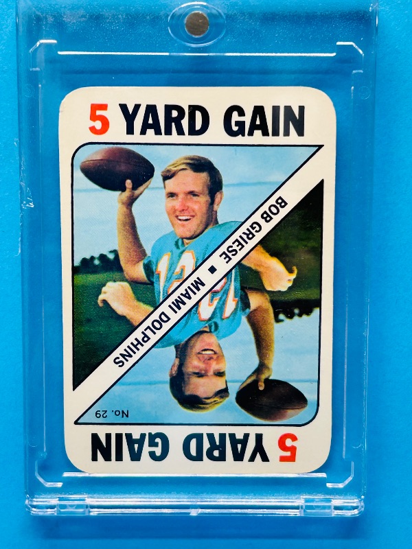 Photo 1 of 699540…vintage Bob Griese 5 yard gain card 29 in hard plastic case