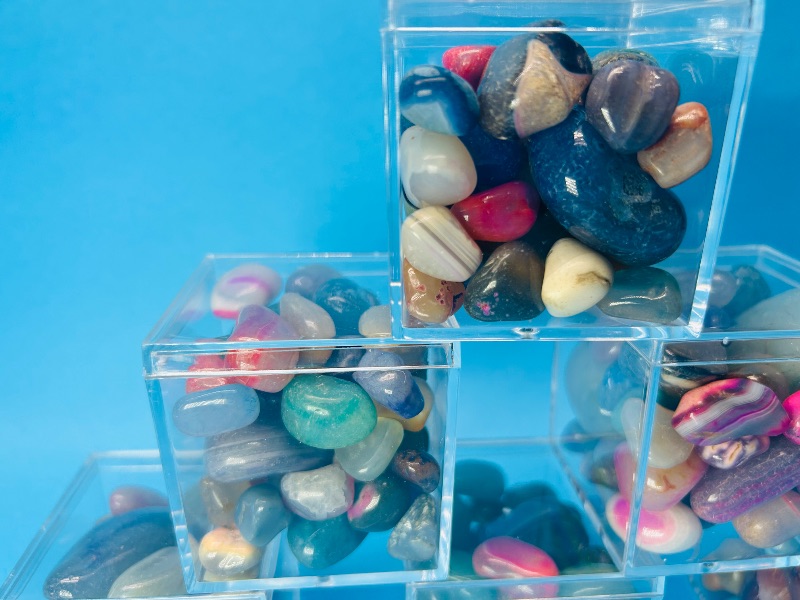 Photo 2 of 699571… 6 small displays of polished rocks - 2 x 2” cases 