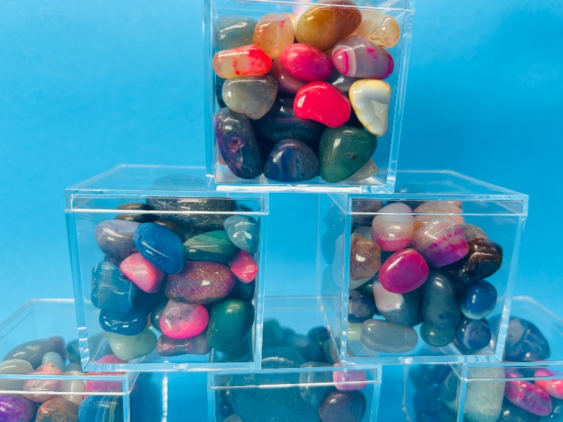 Photo 3 of 699572… 6 small displays of polished rocks - 2 x 2” cases 