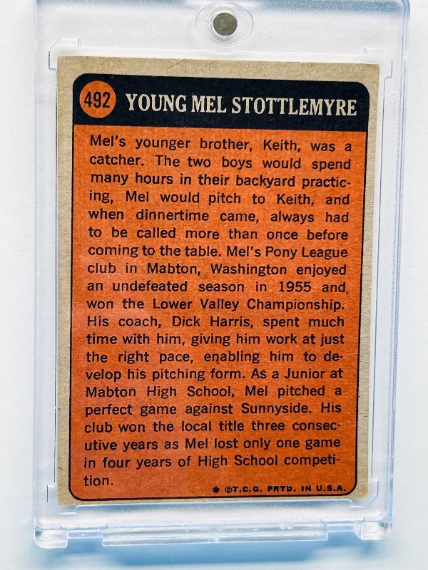 Photo 2 of 699598…Young Mel Stottlemyre card 492 in hard plastic case