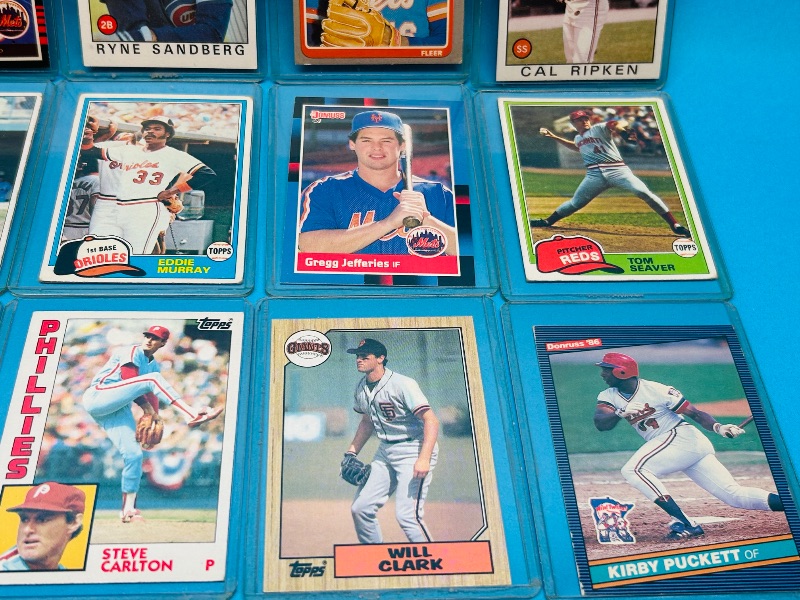 Photo 3 of 699614…15 baseball cards in hard plastic sleeves 