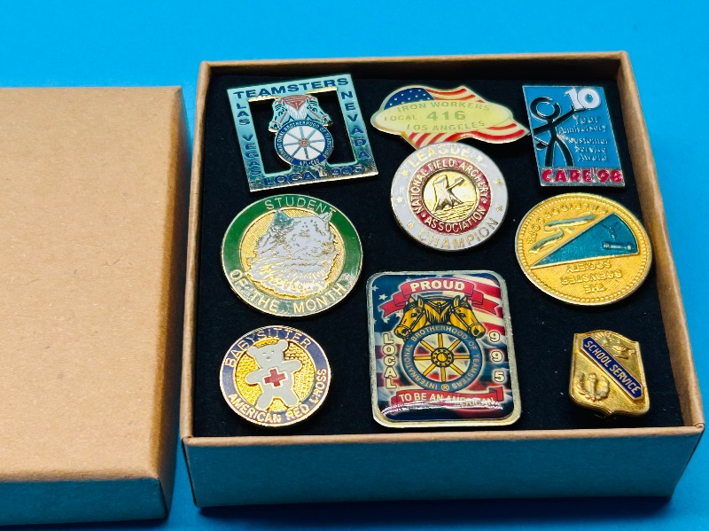 Photo 1 of 699646… vintage workers/ service pins in gift box