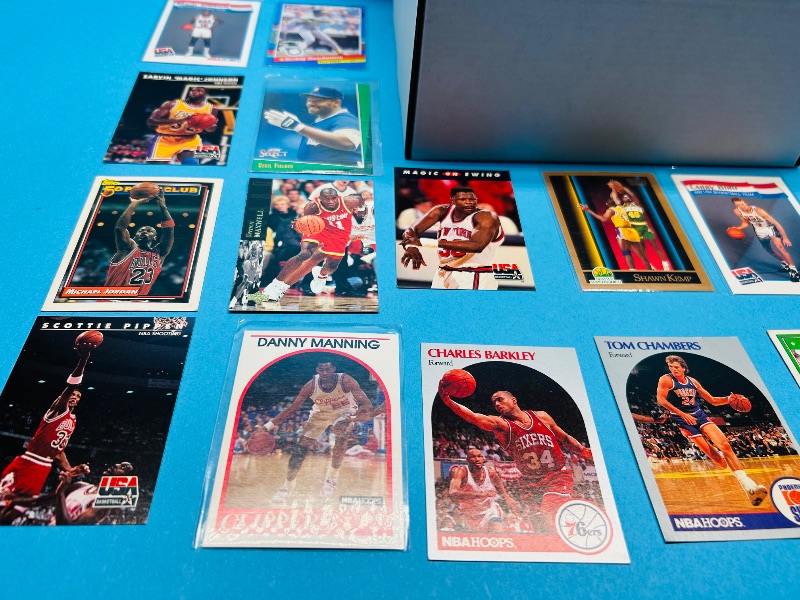 Photo 2 of 699670…1000+ mixed basketball and baseball cards in box