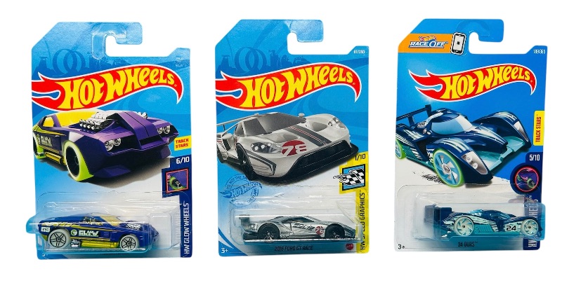 Photo 1 of 699713… 3 hot wheels die cast cars