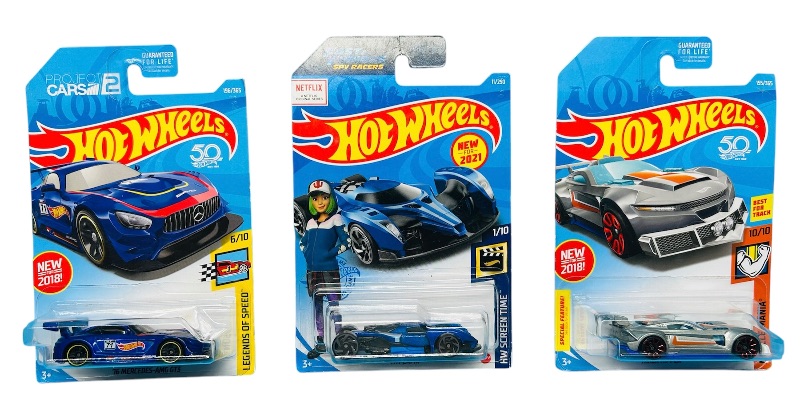 Photo 1 of 699736…3 hot wheels die cast cars