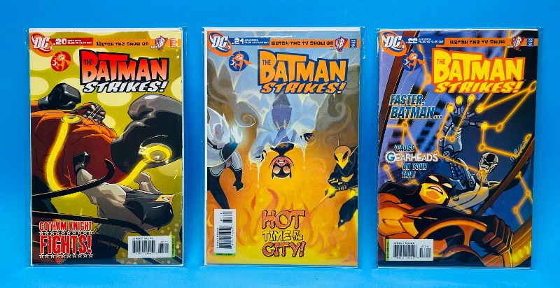 Photo 1 of 699746…3 Batman  comics in plastic sleeves #20,21,22
