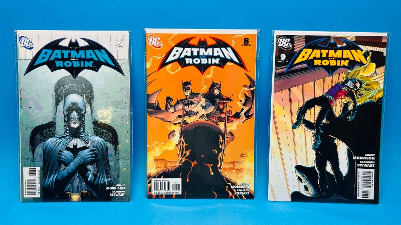 Photo 1 of 699747…3 Batman  comics in plastic sleeves #7,8,9