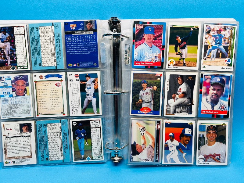 Photo 6 of 699775…final sale no returns/refunds-198 mixed baseball cards in binder 