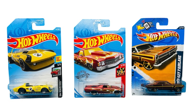 Photo 1 of 699788… 3 hot wheels die cast cars