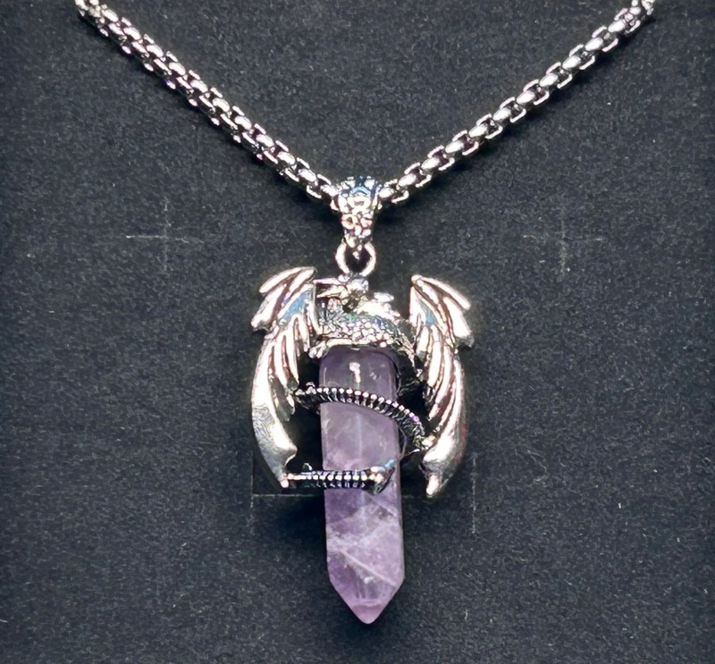 Photo 1 of 699798…  polished rock/ crystal dragon pendant on 20” chain in gift box 