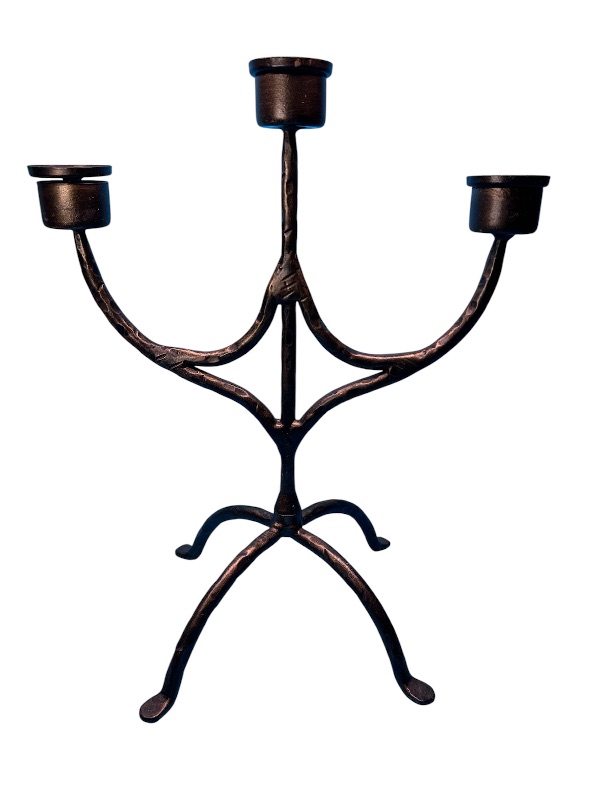 Photo 1 of 699801…17” metal candle stand 