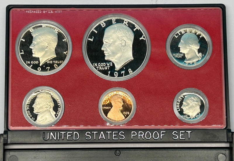 Photo 1 of 699816…1978 US proof set in case