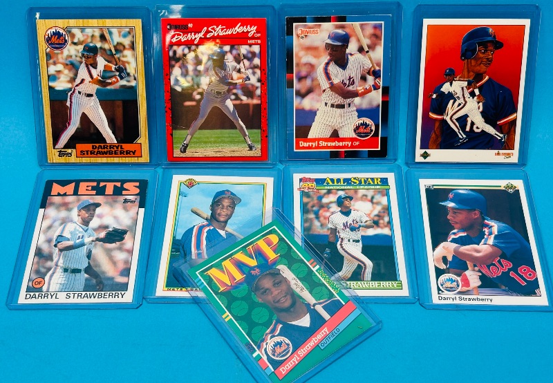 Photo 1 of 699835…9 Darryl Strawberry cards in hard plastic sleeves 