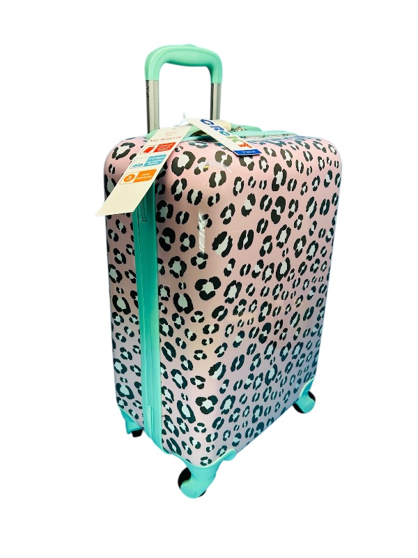 Photo 3 of 699839…21” rolling carry on hardside suitcase  