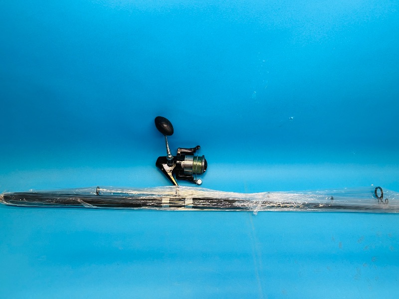 Photo 1 of 699876…heavy duty fishing reel and rod