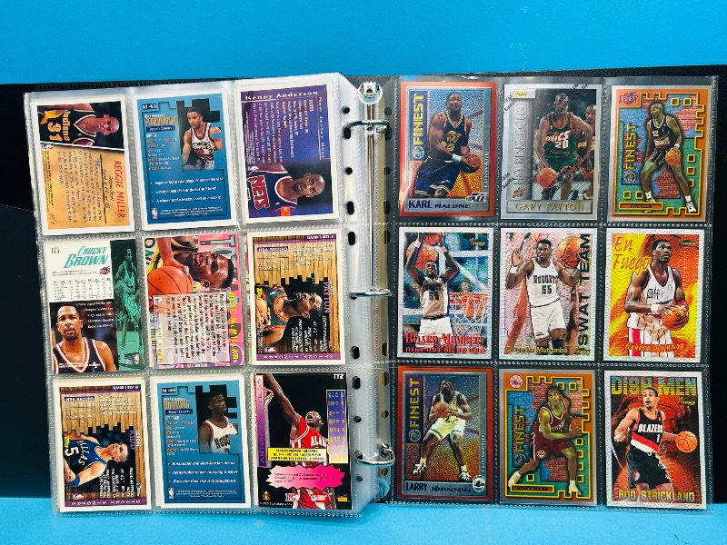 Photo 1 of 699883… final sale no returns/refunds-81 mixed basketball refractor, chrome, foil cards in binder