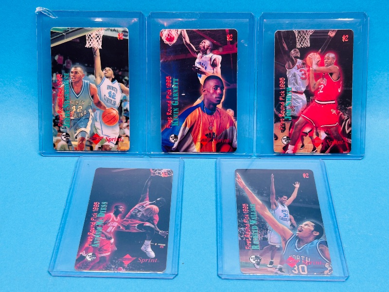 Photo 1 of 699977…5 vintage Sprint calling basketball cards in hard plastic sleeves