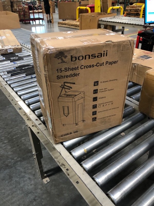 Photo 2 of Bonsaii 15-Sheet Office Paper Shredder, 40 Mins Heavy Duty Shredder for Home Office, Crosscut Shreder with Anti-Jam System & P-4 High Security Supports CD/Credit Cards/Staple,5 Gal Pullout Bin C169-B 1 5 Sheet-40 mins
***Does not turn on***