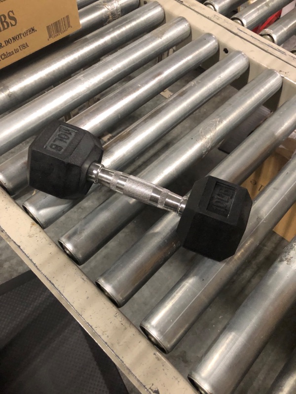 Photo 1 of Amazon Basics Rubber Encased Exercise & Fitness Hex Dumbbell, Hand Weight For Strength Training 10lbs
