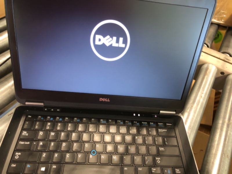 Photo 4 of 
Dell Latitude E7440 Intel Core i7 4600U 2.1GHz 16GB Ram 512GB SSD Windows 10 Pro (Renewed)