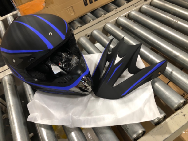 Photo 1 of Anti-Collision Dirt Bike Helmet Trend Skull ATV DOT Approved BMX Helmet SUV Mask Goggles Gloves,Dirt Bike Downhill Off-Road Mountain Bike Helmet 4-Piece Set Blue Medium