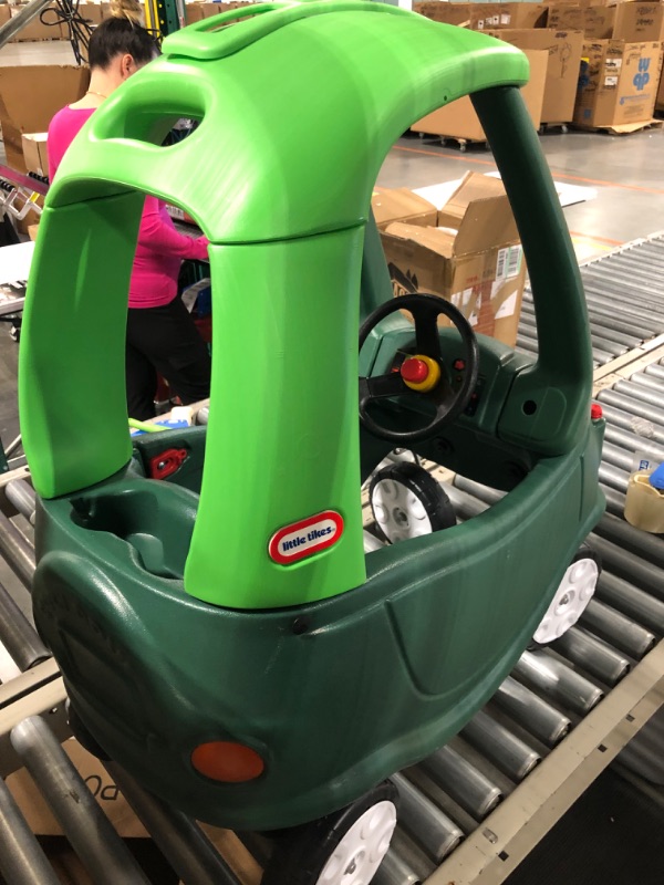 Photo 1 of Little Tikes Cozy Coupe Green