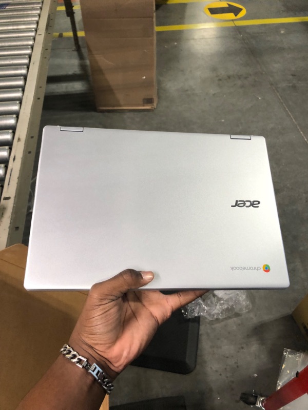 Photo 4 of Acer Chromebook Spin CP314-1H-P9G7, Intel Pentium Silver N6000, 14' HD IPS Gorilla Glass Touch Dis, 4GB LPDDR4X, 128GB eMMC, Intel Wi-Fi 6 AX201-Acer Black M501 4GB / 128GB / 14" HD