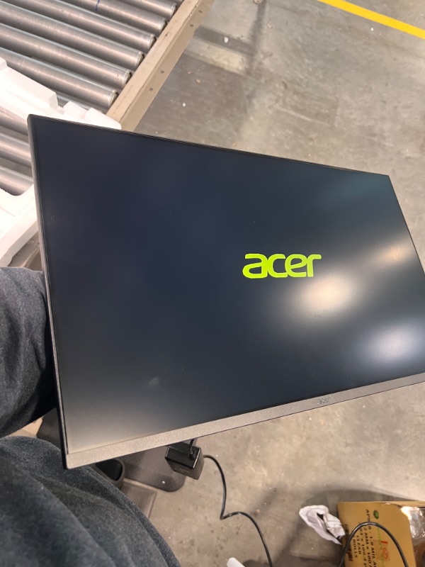 Photo 1 of acer R240HY E3bi 23.8” 1920 x 1080 IPS Zero-Frame Home Office Computer Monitor | AMD FreeSync Technology | Up to 100Hz Refresh | 1ms (VRB) | Low Blue Light | Tilt | HDMI Port 1.4 & VGA Port 23.8-inch FHD 100Hz