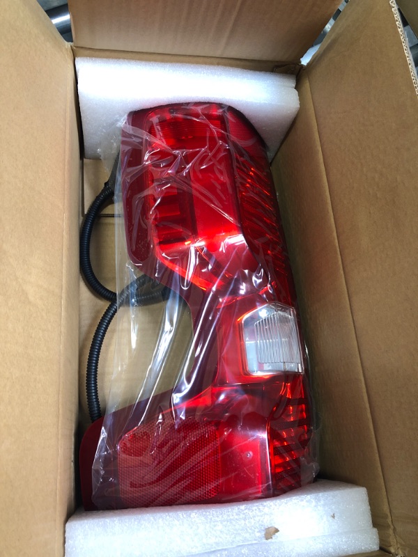 Photo 3 of JAVOUKA Tail Light Assembly Right Side Fit for Chevy Silverado 2019 2020 2021,Tail Light Brake lamps 84554657 / GM2801308 Halogen Bulbs and Harness Included, Rear Right Passenger Side