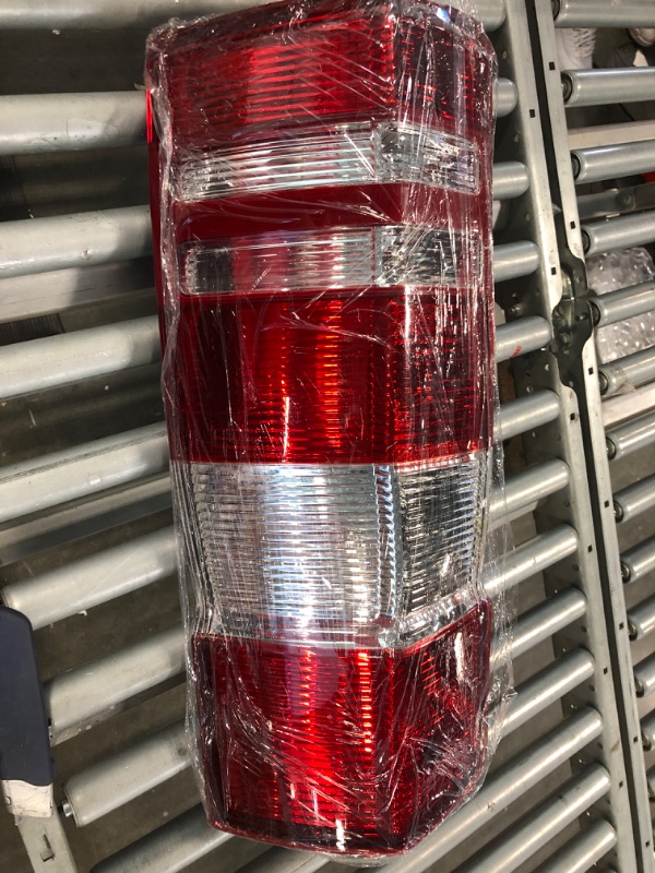 Photo 2 of For Mercedes-Benz Sprinter 2500 3500 Tail Light 2010 11 12 13 14 15 16 2017 Driver Side LED Bulbs Included DOT Certified For MB2800136 | 906 820 26 64NCV3