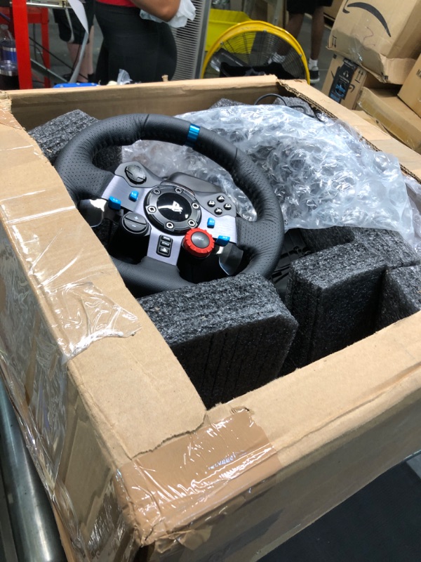 Photo 2 of Logitech Driving Force G29 Racing Wheel for PlayStation 4 and PlayStation 3 (Renewed)