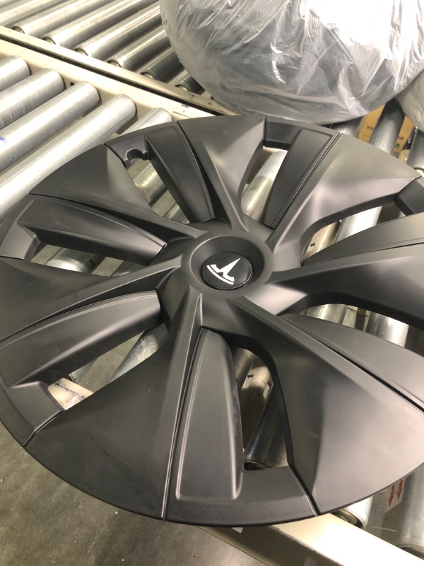 Photo 1 of Car Wheel Hub Cap 19 Inch Full Cover Hubcap Carbon Fiber Decorative Automotive Accessories?Compatible for Tesla Model Y 2021 2022 2023 (Color : Matte Black-2)