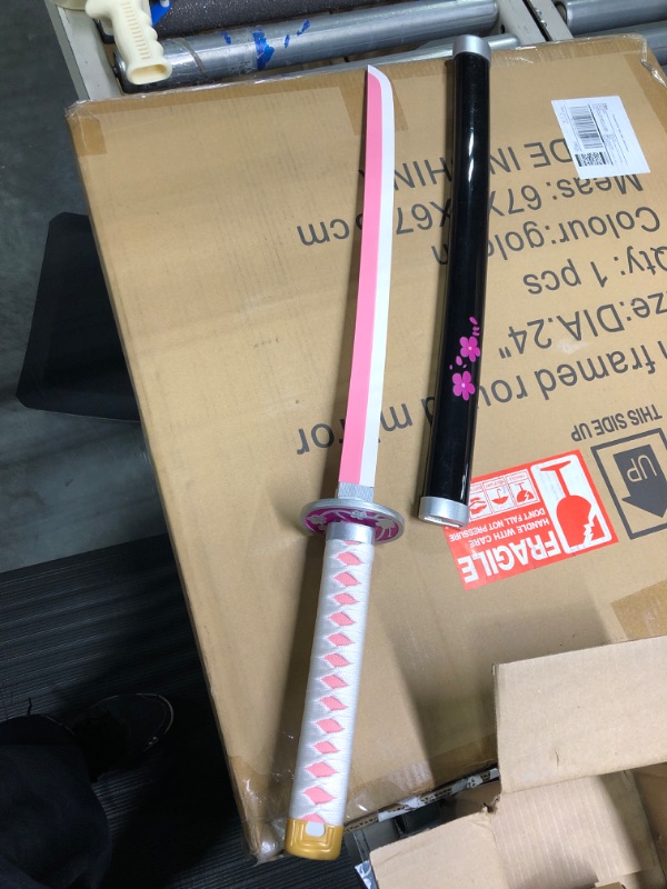 Photo 5 of sanshimoxing Demon Slayer Sword About 41 inches, Hashira Pillars & Protagonist Katana for Cosplay Purpose, Anime Original Texture Tsuyuri Kanao 41inch
*HAND GUARD IS A LITTLE LOOSE ON SWORD*