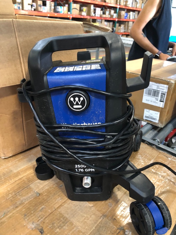Photo 1 of ***Handle malfunction***Westinghouse ePX3100v Electric Pressure Washer, 2100 Max PSI 1.76 Max GPM, Built-in Carry Handle, Detachable Foam Cannon, Pro-Style Steel Wand, 4-Nozzle Set...
