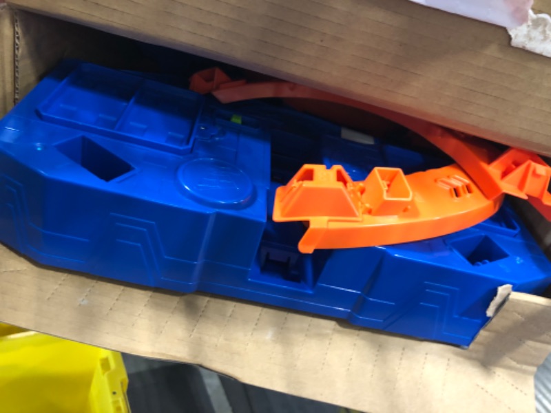 Photo 1 of ?Hot Wheels Track Set and 1:64 Scale Toy Car, 29" Tall Track with Motorized Booster for Fast Racing, Action Spiral Speed Crash Playset???? SHIPS IN OWN CONTAINER