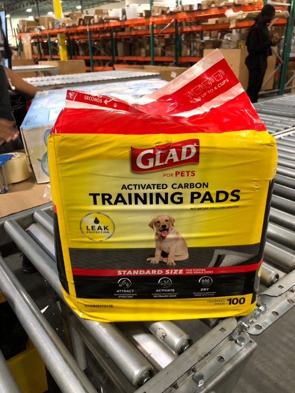 Photo 2 of Glad for Pets Black Charcoal Puppy Pads-New & Improved Puppy Potty Training Pads That Absorb & NEUTRALIZE Urine Instantly-Training Pads for Dogs, Dog Pee Pads, Pee Pads for Dogs, Dog Crate Pads 100 Count Regular