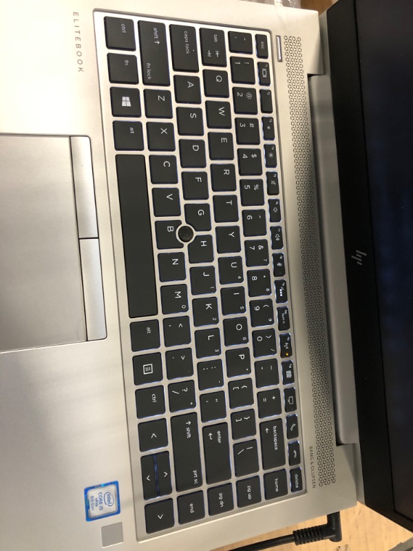 Photo 4 of ***FOR PARTS ONLY - NEEDS RESET and FRESH WINDOWS INSTALLATION*** HP EliteBook 840 G5 14 FHD Core i5-8350U 1.7GHz, 16GB RAM, 256GB SSD, Windows 10 Pro 64Bit, CAM (Renewed)