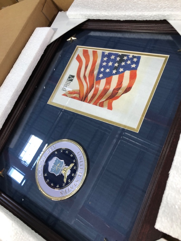Photo 2 of Allied Frame US Air Force Medallion Portrait Picture Frame with Stars - 5 x 7 Inch