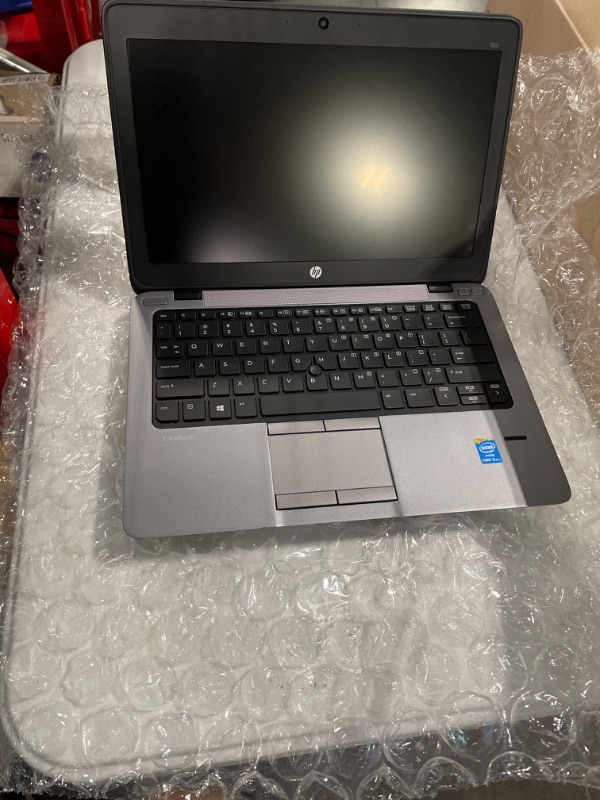 Photo 2 of HP EliteBook 840 G4 14 FHD 1920 x 1080, Core i5-7200U 2.5GHz, 16GB RAM, 512GB SSD, 14 Touch Screen, Windows 10 Pro 64Bit, Webcam (Renewed) i5-7200U|16GB+512GB 840G4