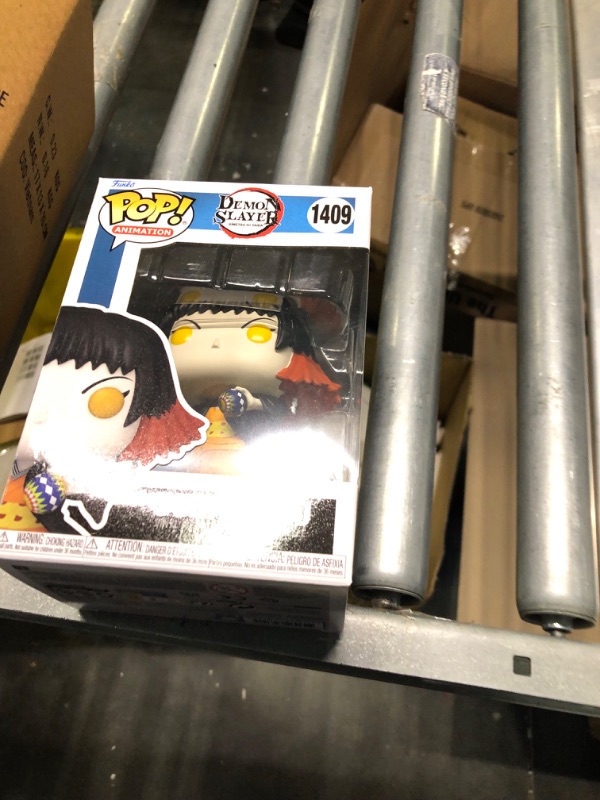 Photo 3 of Funko Pop! Animation: Demon Slayer - Susamaru with Chase (Styles May Vary)