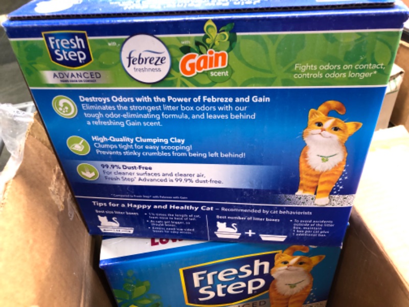 Photo 3 of Fresh Step Advanced Refreshing Gain Scented Clumping Clay Cat Litter, 18.5-lb box, 2 pack