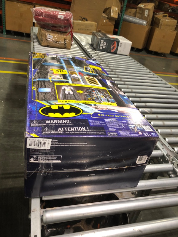 Photo 3 of DC Comics Batman, Bat-Tech Batcave, Giant Transforming Playset with Exclusive 4” Batman Figure and Accessories, Kids Toys for Boys Aged 4 and Up